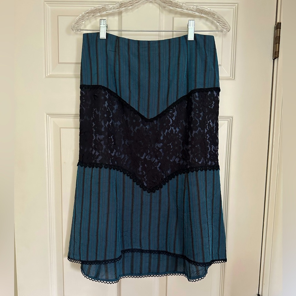 Nanette Lepore blue striped skirt with lace inlay